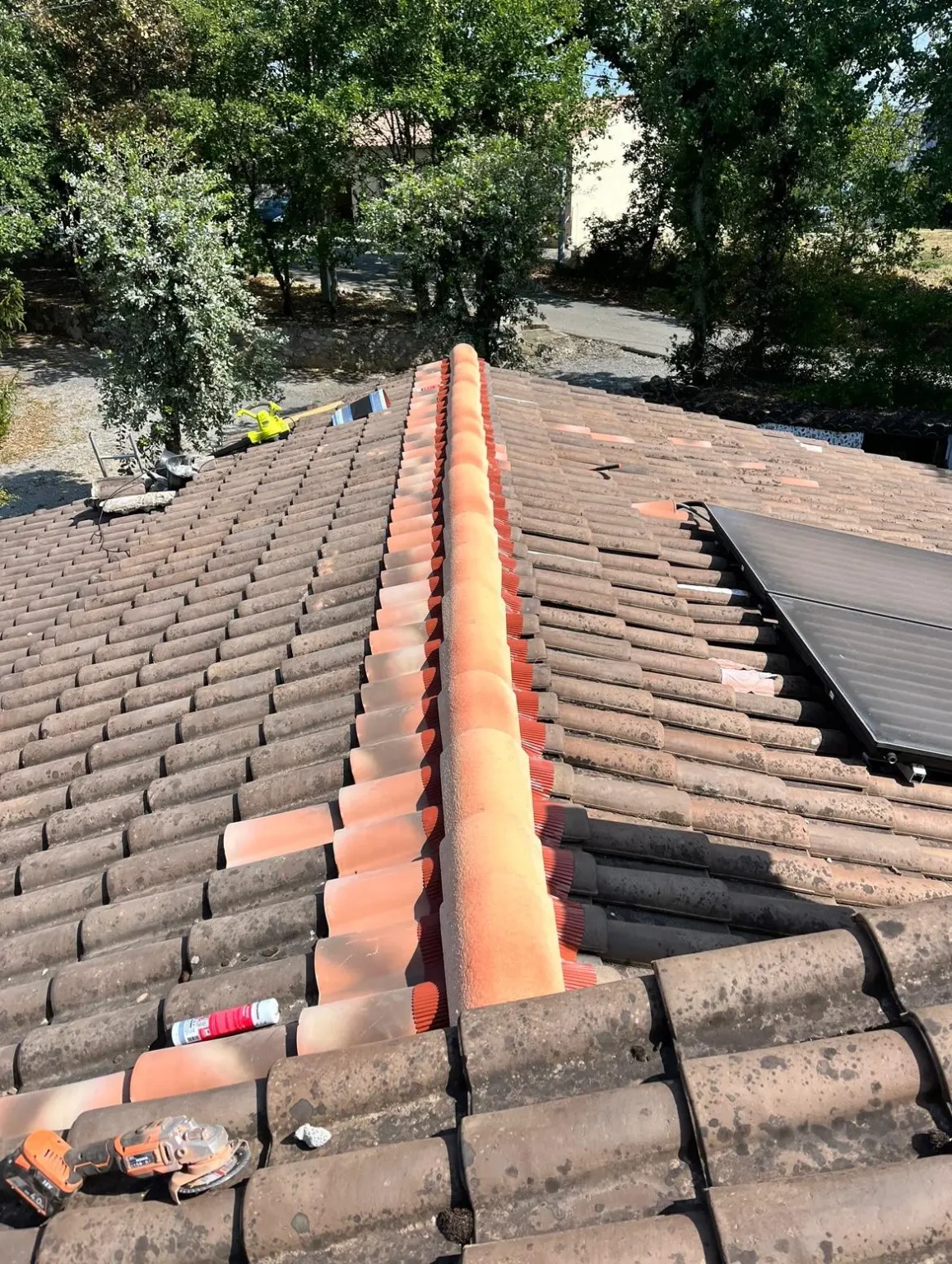 Urgence toiture à Marseille – Infiltration et dégâts toiture