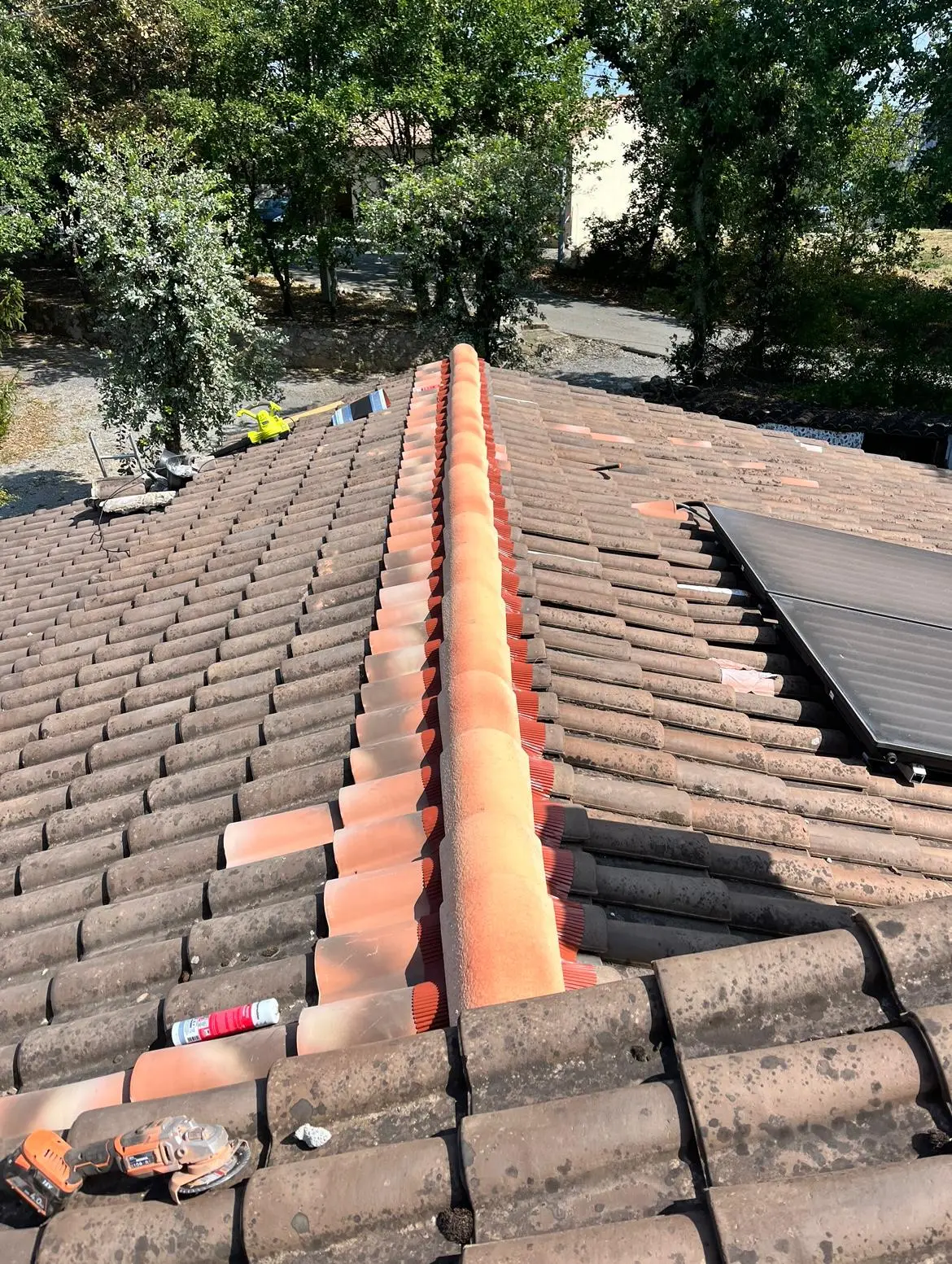 Urgence toiture à Marseille – Infiltration et dégâts toiture